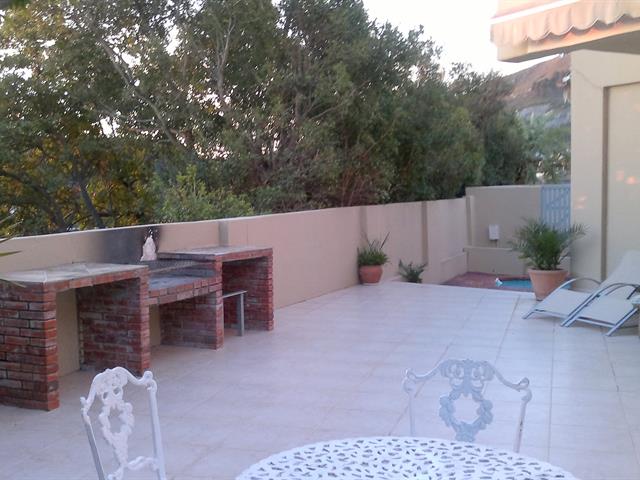 To Let 4 Bedroom Property for Rent in Camps Bay Western Cape